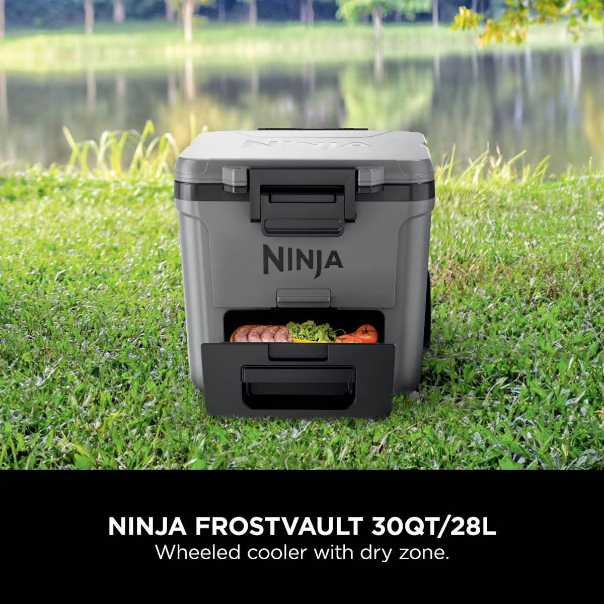 Ninja FrostVault 30QT/28L Wheeled Cooler, Ice Pack & Thirsti Bottle Bundle