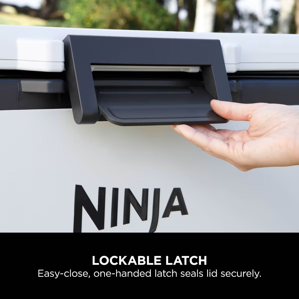 Ninja FrostVault 65QT/61L Wheeled Cooler with Dry Zone, Cloud White FB265EUUKWH