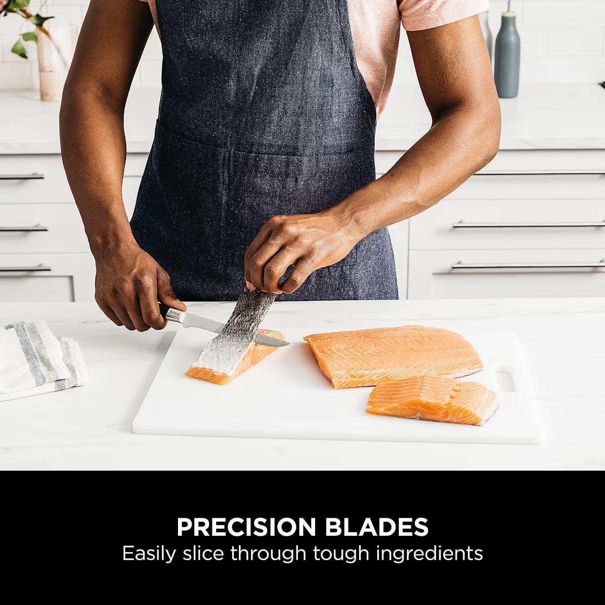 Refurbished Ninja Foodi StaySharp Knife Block with Integrated Sharpener ¨C Deluxe 14-Piece Set K32014EUUKREF