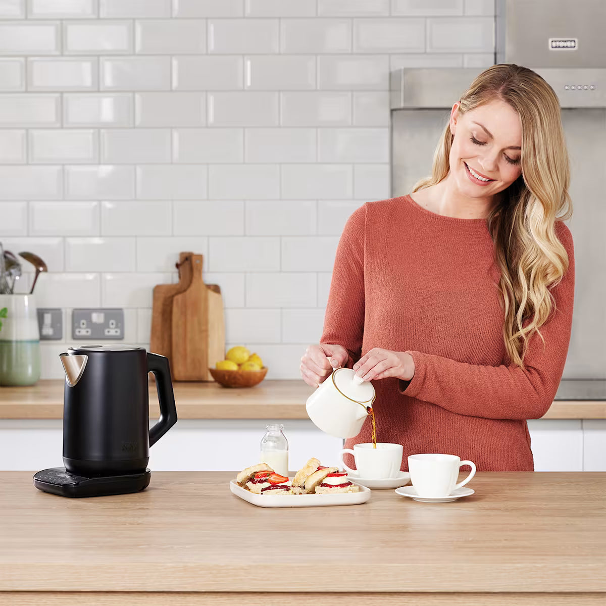 Ninja Black Perfect Temperature Kettle, Rapid Boil ¨C KT200UK