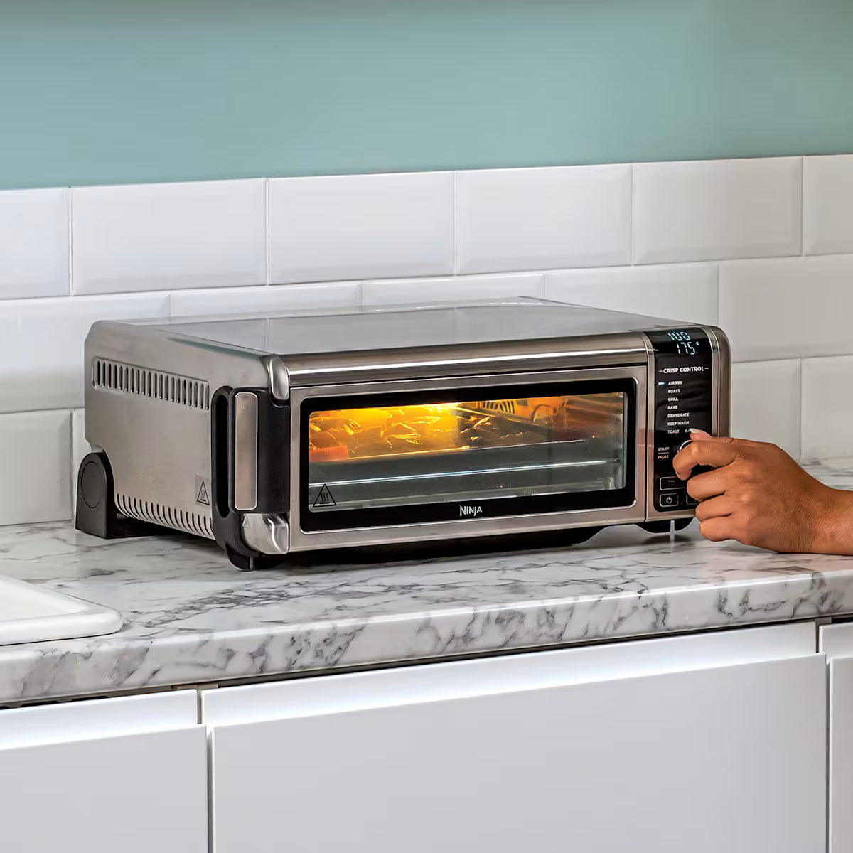 Ninja Foodi 8-in-1 Flip Mini Oven SP101UK