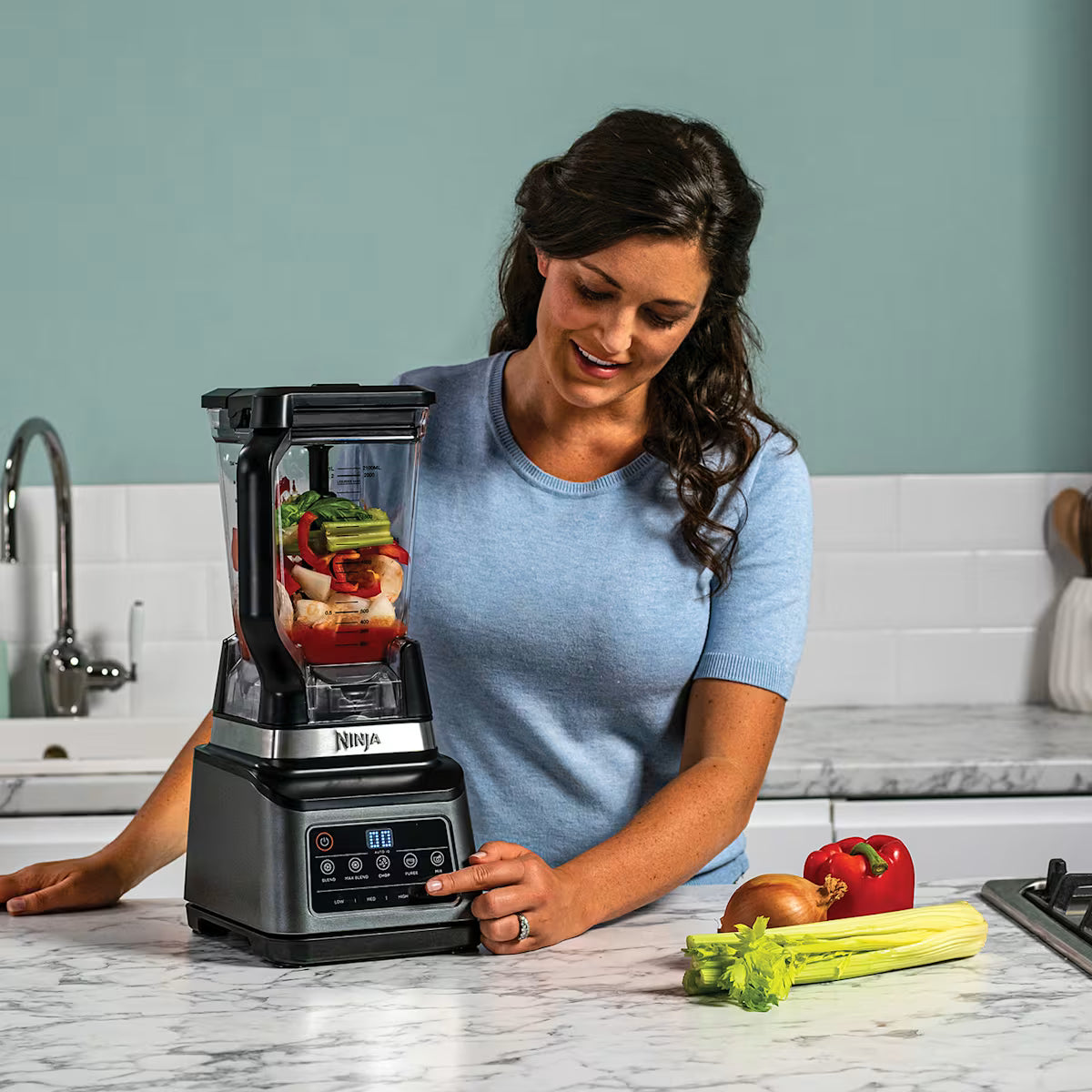 Ninja 3-in-1 Food Processor with Auto-IQ BN800UK