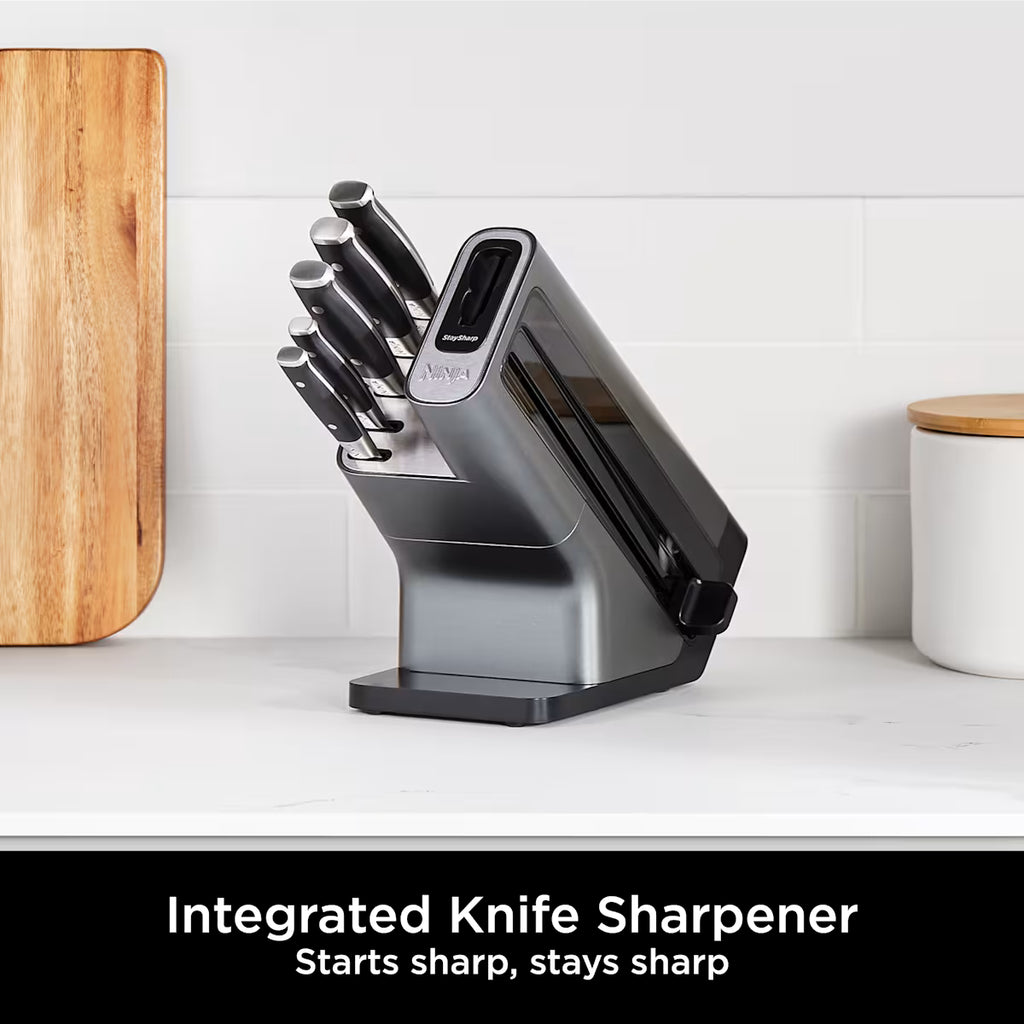 Ninja Foodi StaySharp Knife Block with Integrated Sharpener ¨C 5-Piece Set [K32005UK]